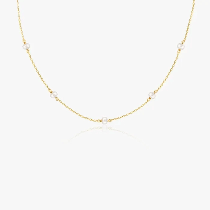 Golden Minimal Pearl Necklace