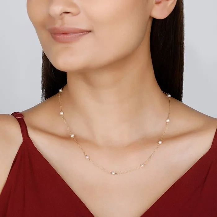 Golden Minimal Pearl Necklace