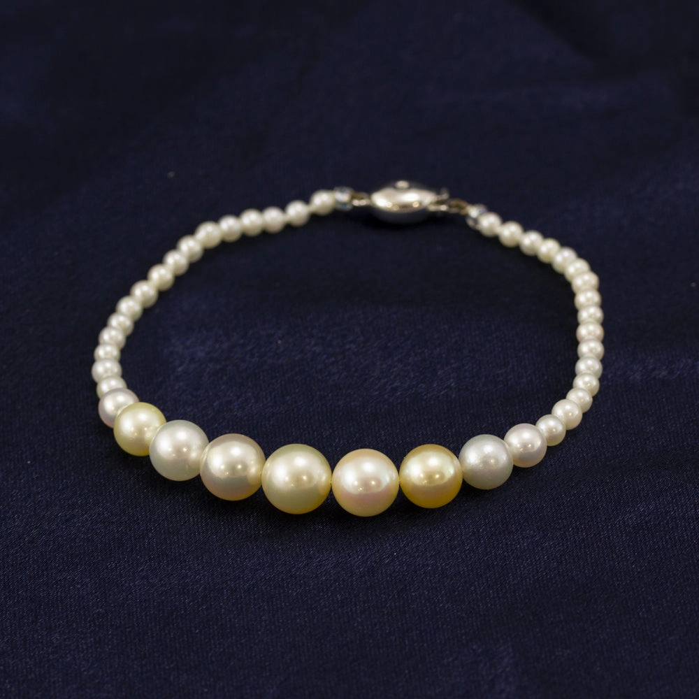 Graduated Natural Pastel Coloured Cultured Akoya Pearl Bracelet