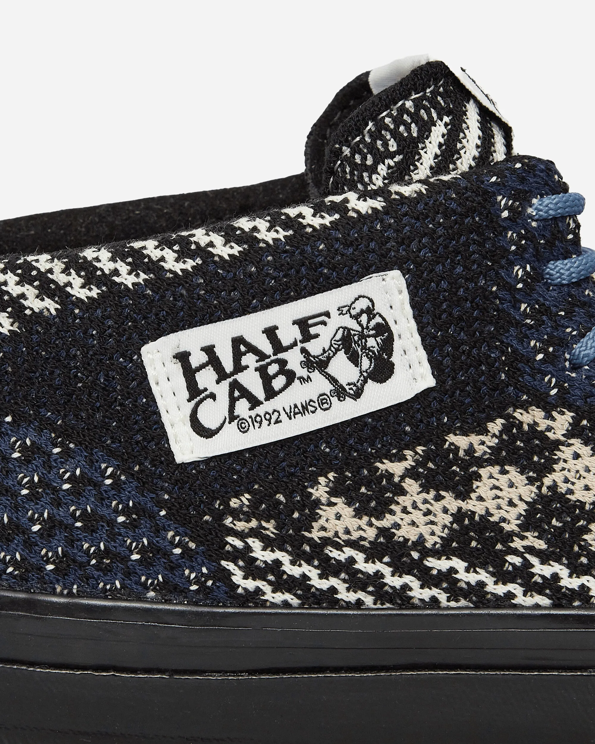 Half Cab Reissue 33 EK Sneakers Weltraum