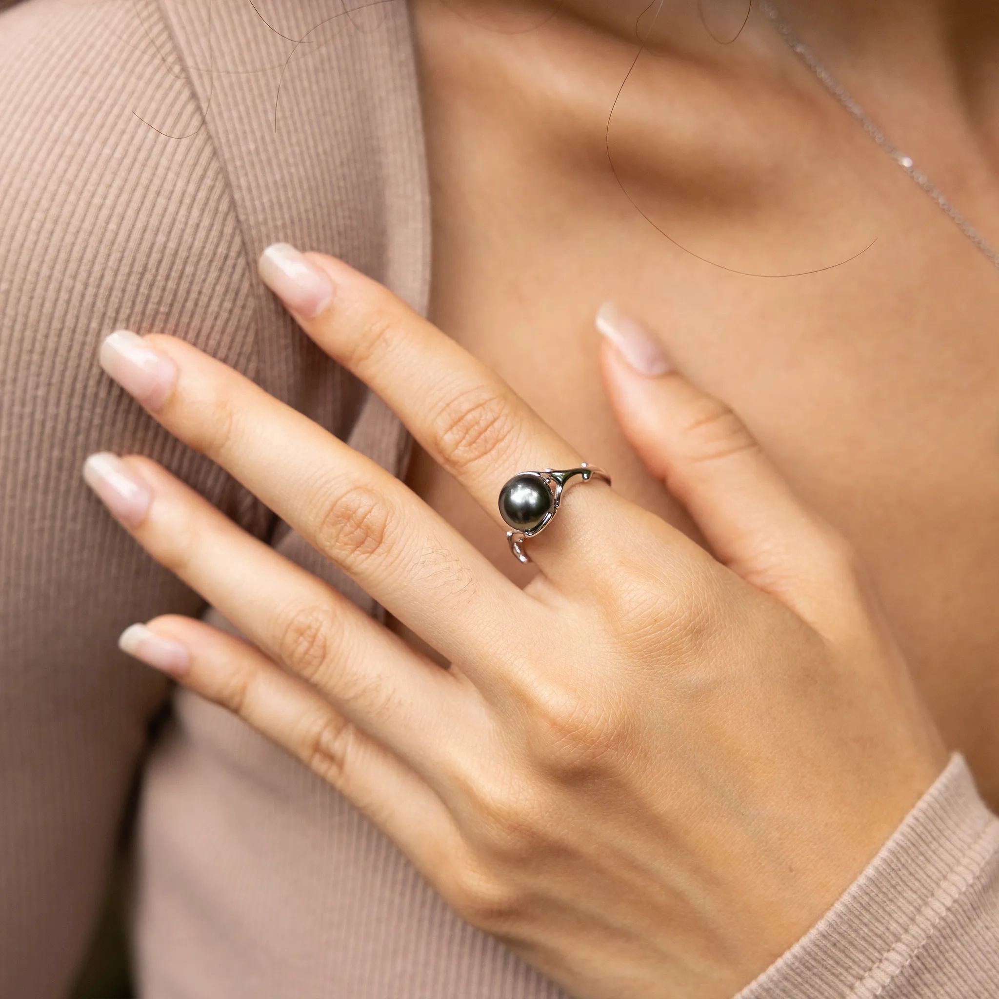 Heritage Tahitian Black Pearl Ring in White Gold - 9-10mm
