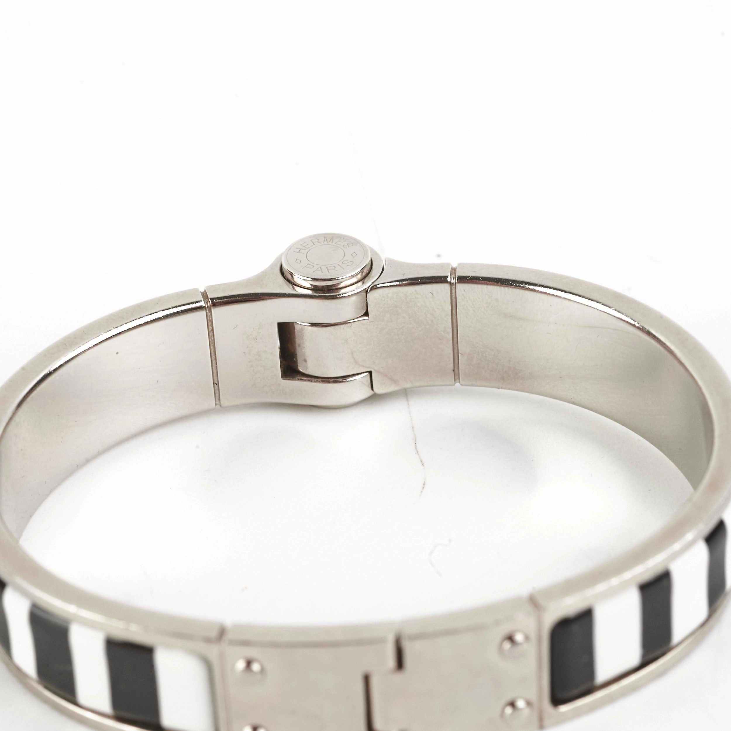Hermes Enamel Hinged Bracelet Size M