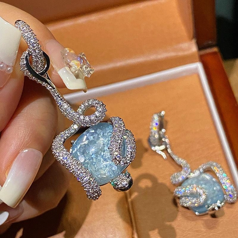 High Grade Sweet Cool Small Crowd Light Luxury Earrings