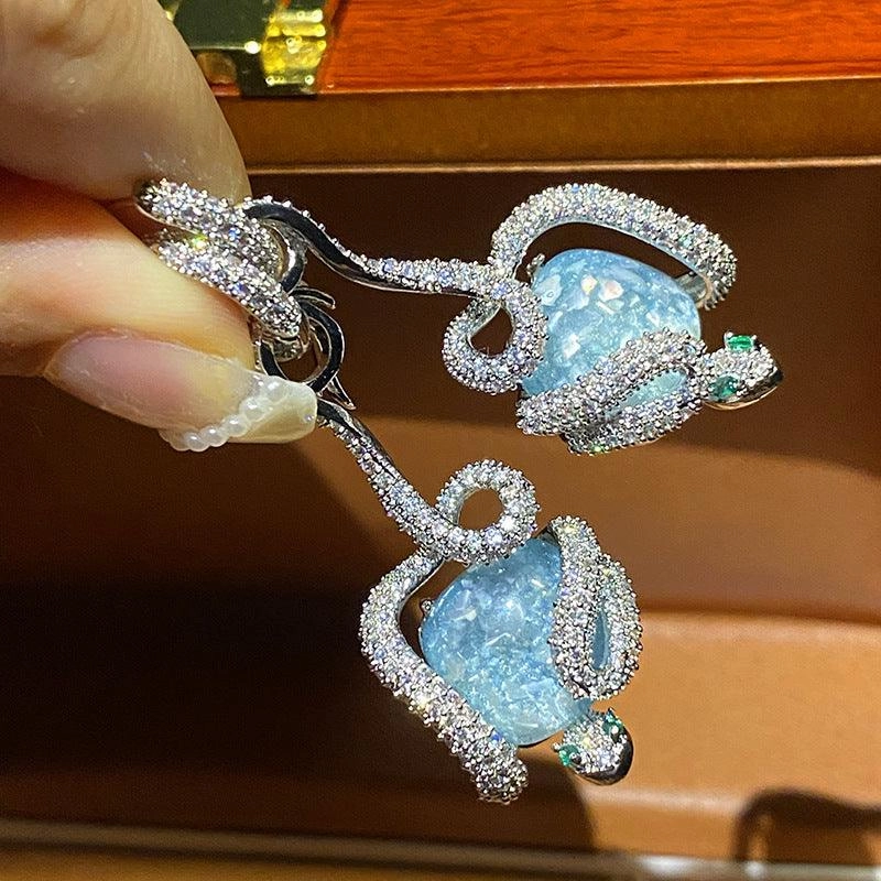High Grade Sweet Cool Small Crowd Light Luxury Earrings