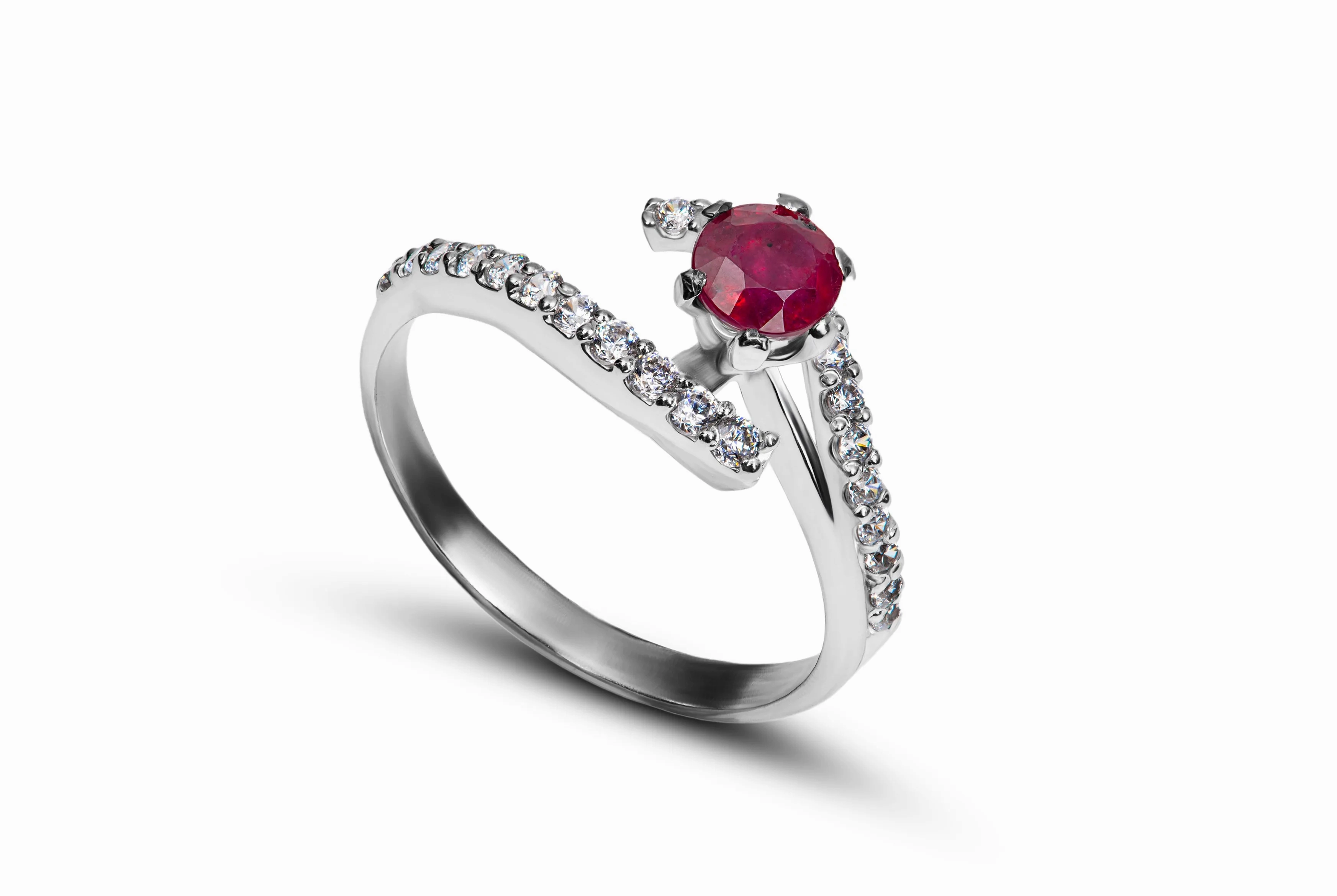 INFINITY KNOT RUBY RING