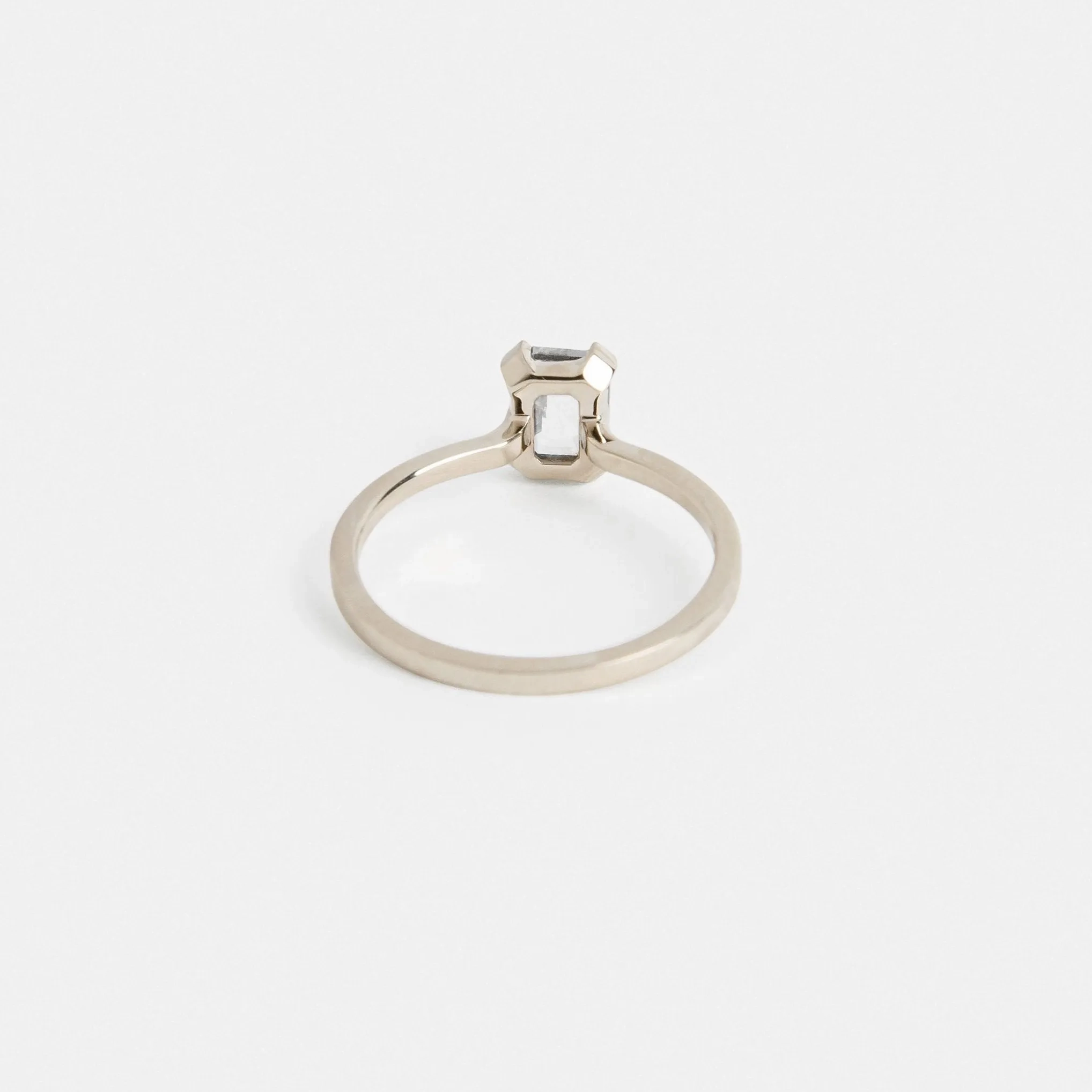 Inga Ring with Salt and Pepper Diamond in Gold