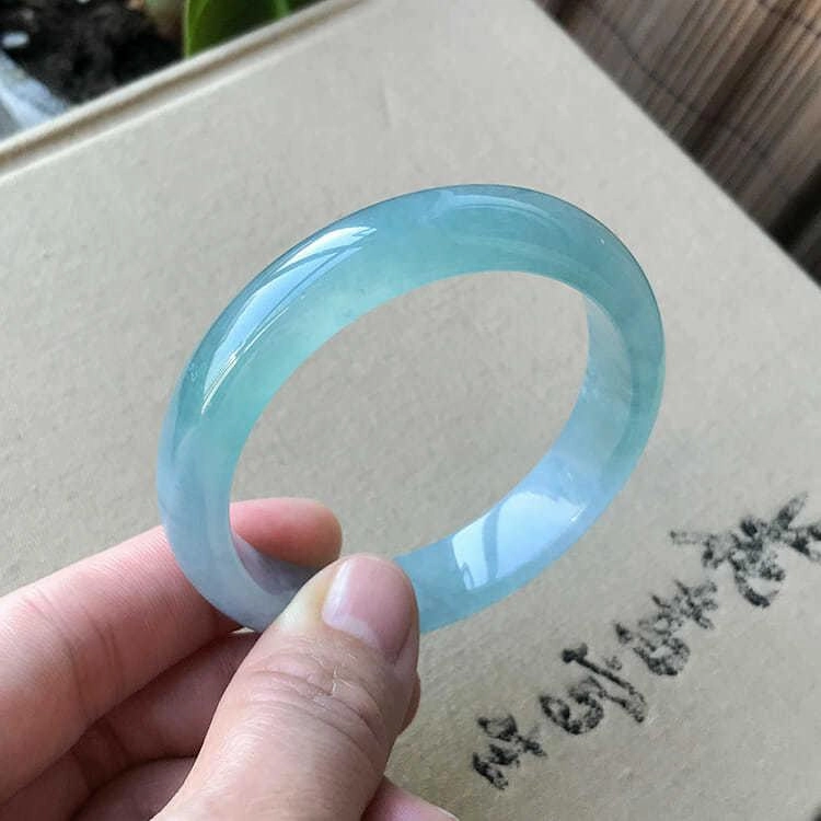 Jade Chalcedony Sea Blue Treasure Narrow Bracelet