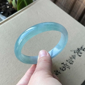 Jade Chalcedony Sea Blue Treasure Narrow Bracelet 