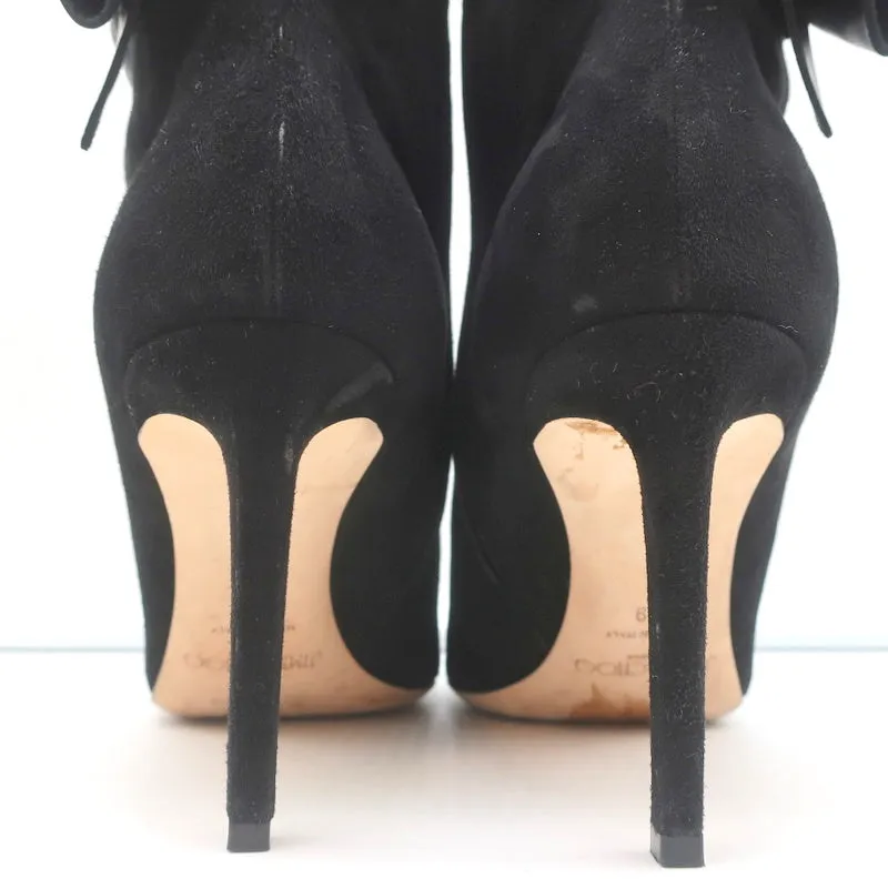 Jimmy Choo Kassidy Schleifen-Stiefeletten Schwarz Wildleder Größe 39 Spitze Absatz High Heel