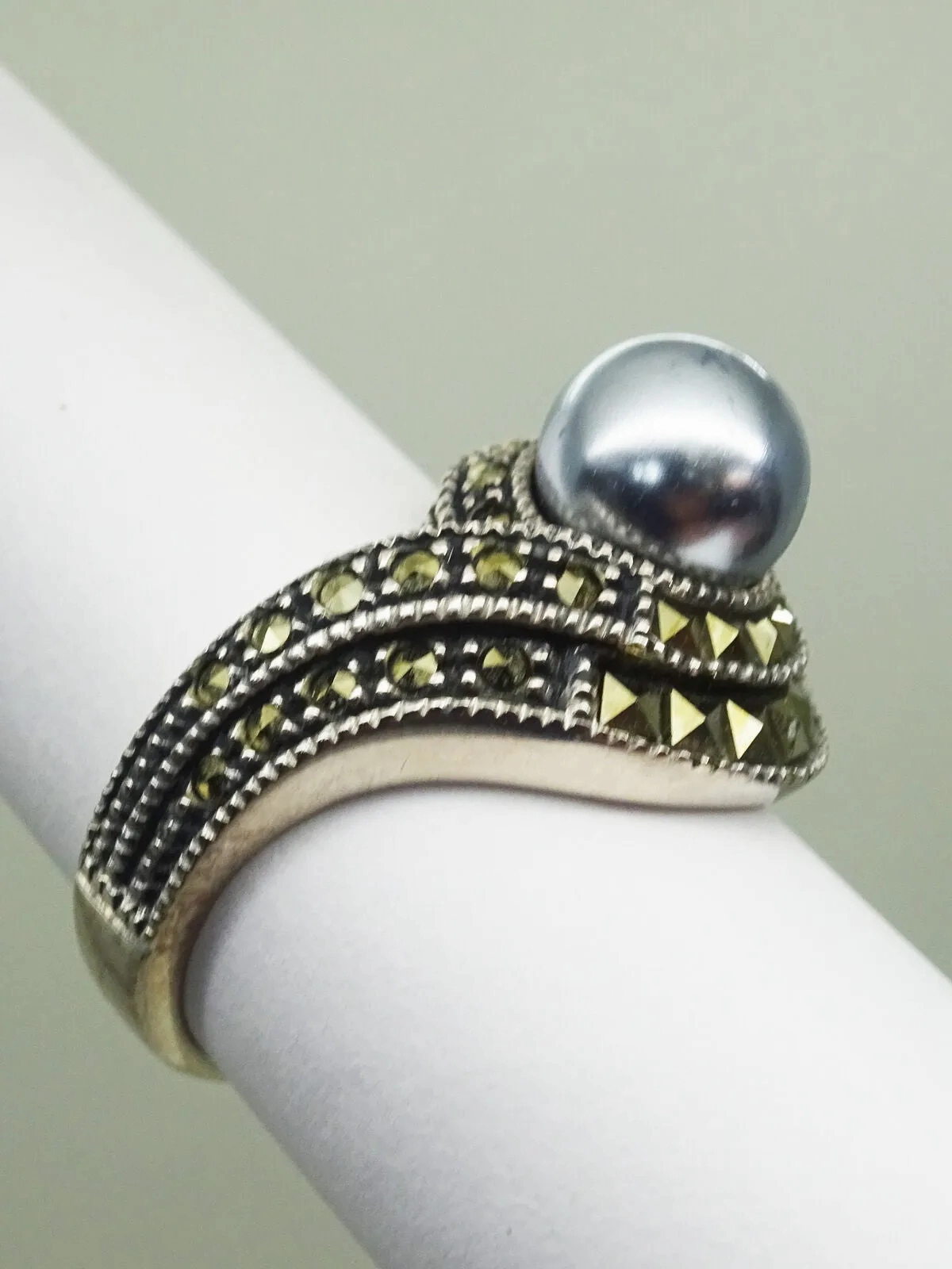 Judith Jack Sterling Silver Marcasite Gray Faux Pearl Ring Size 6.25