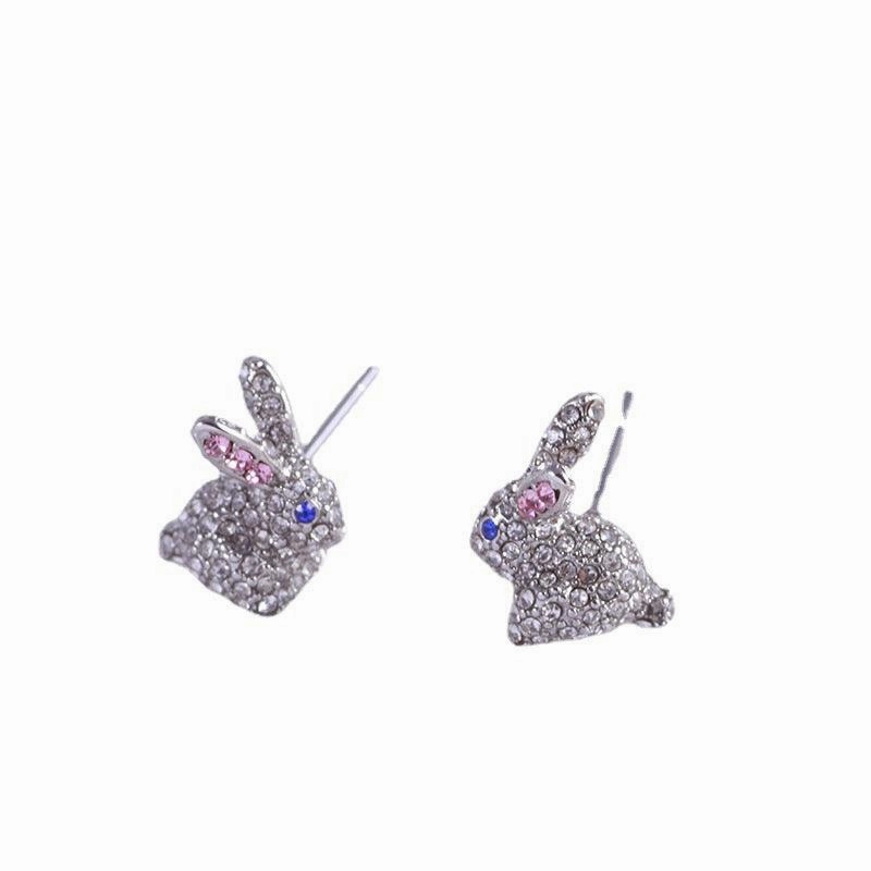 Ladies' Cute Little Rabbit Earrings Full Of Diamonds