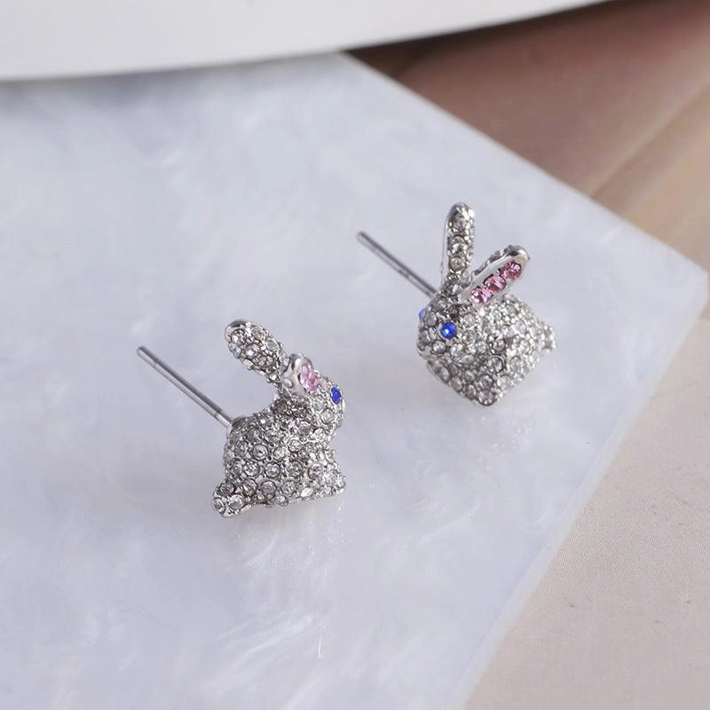 Ladies' Cute Little Rabbit Earrings Full Of Diamonds