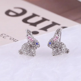Ladies' Cute Little Rabbit Earrings Full Of Diamonds 