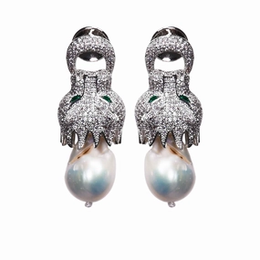 Lara Heems Women's Earring Lion Pearl Silver fashion-jewelry  
