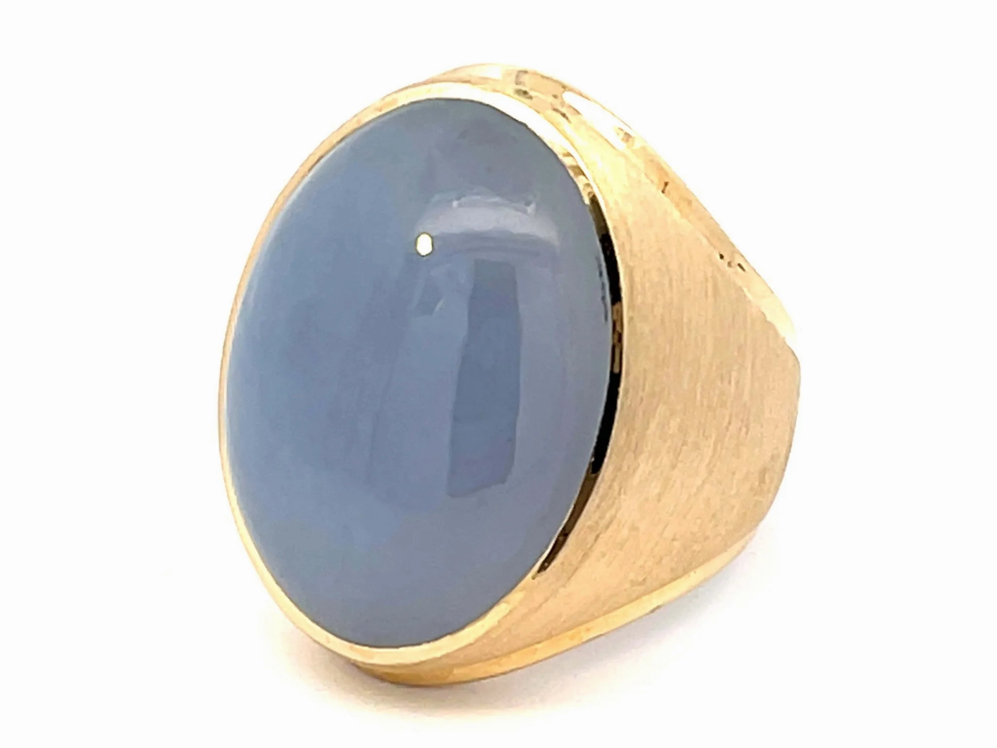 Lavender Oval Cabochon Jade Ring with Satin Finish in 14k Yellow Gold