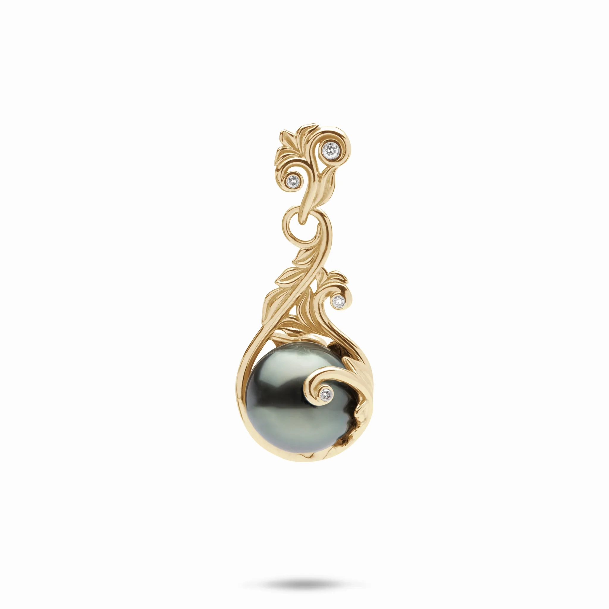 Living Heirloom Tahitian Black Pearl Pendant in Gold with Diamonds -9-10mm