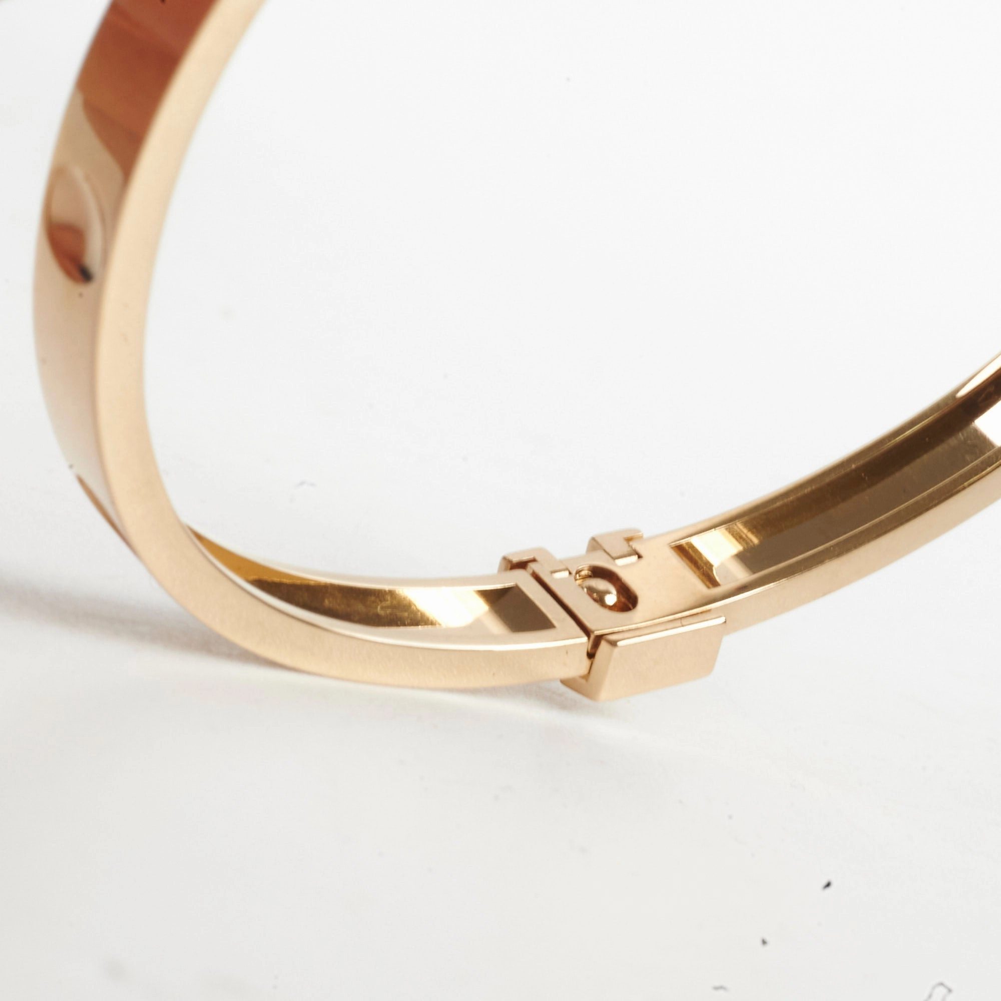 Louis Vuitton Empreinte Bangle Yellow Gold Size 17 (M)