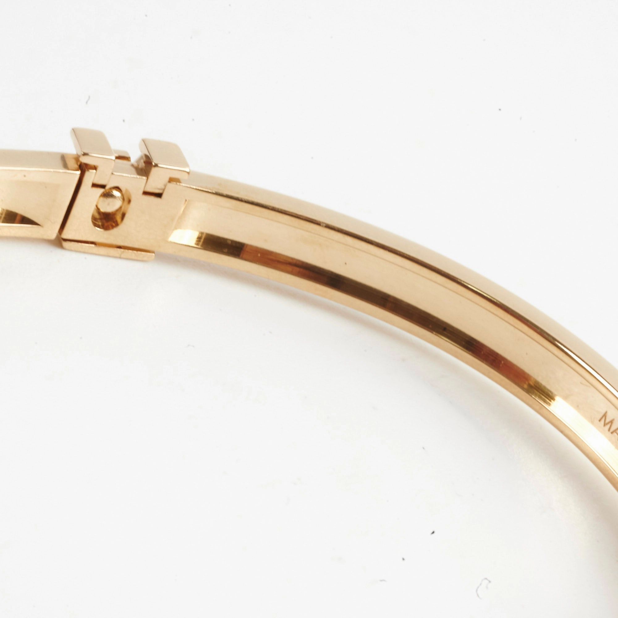 Louis Vuitton Empreinte Bangle Yellow Gold Size 17 (M)