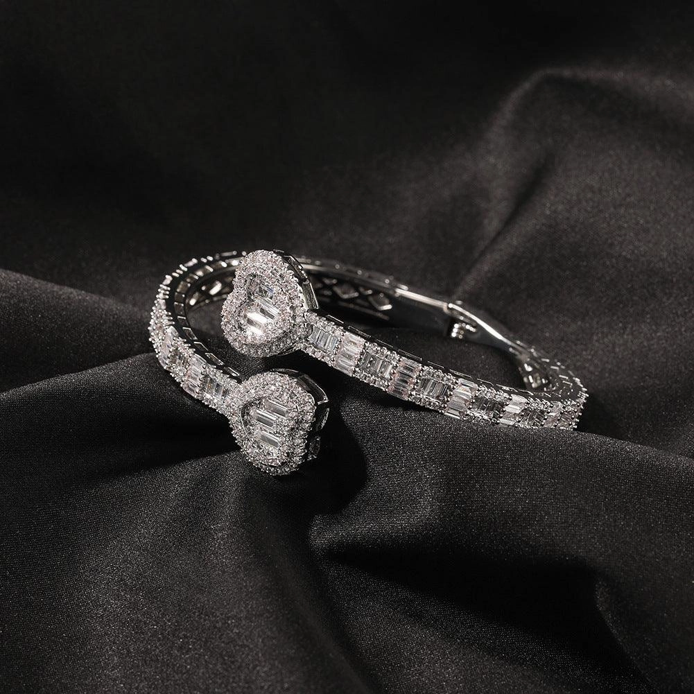 Love Spring Buckle Bracelet Geometric Diamond 