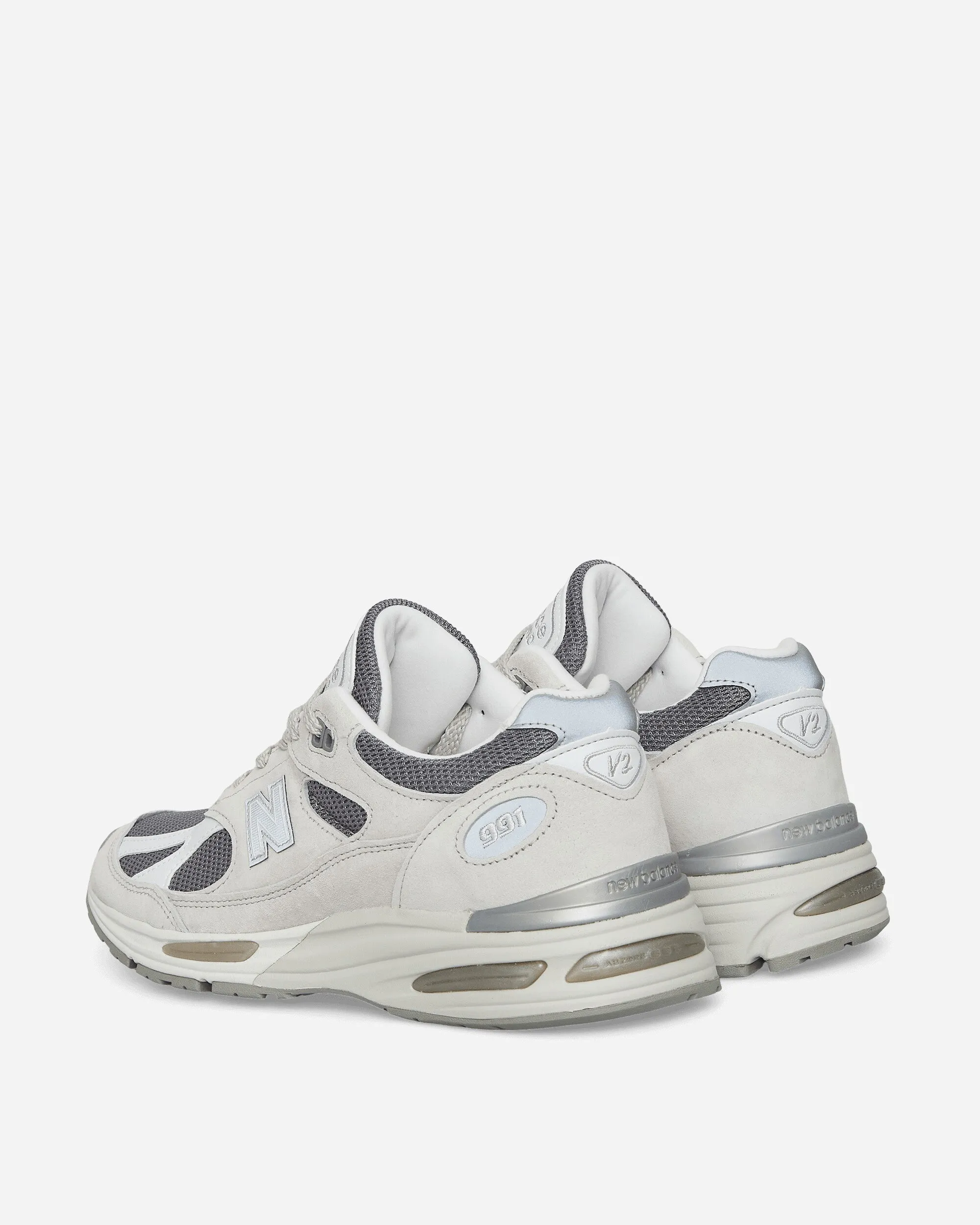 Hergestellt in UK 991v2 Sneakers Nimbus Cloud / Silber