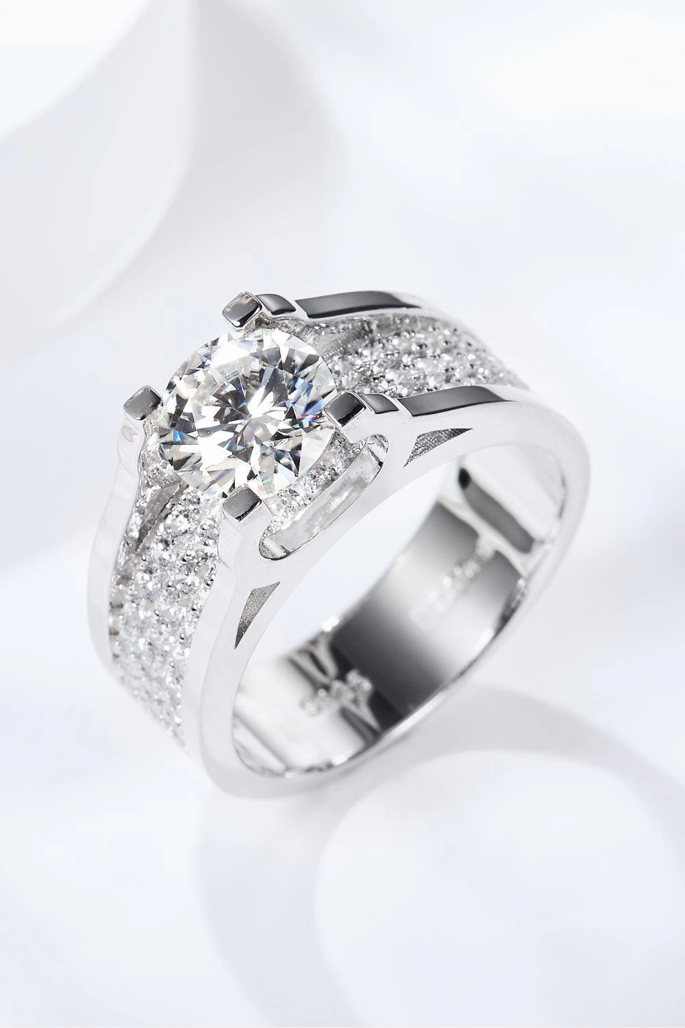 Made To Shine 1 Carat Moissanite Ring 