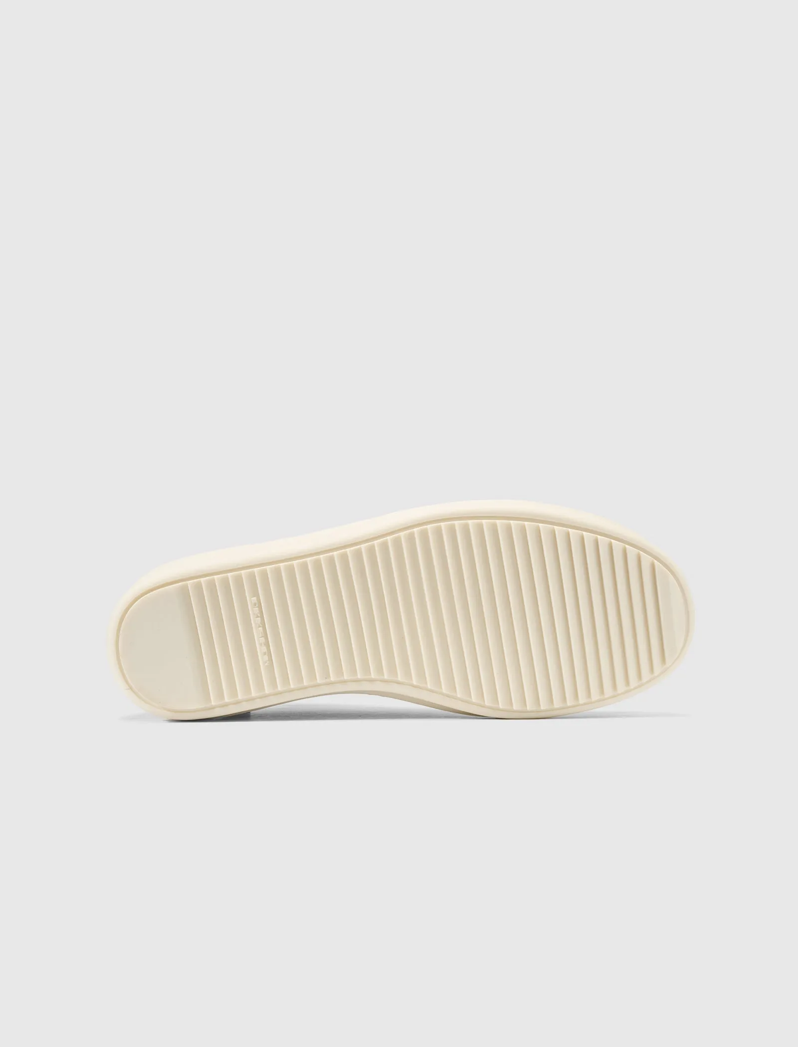 MEGACRUST STRETCH DENIM LOW SNEAKERS 