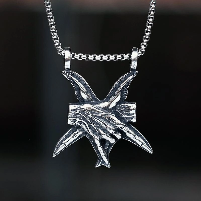 Men's And Women's Fashion Three-dimensional Pendant Titanium Steel Necklace