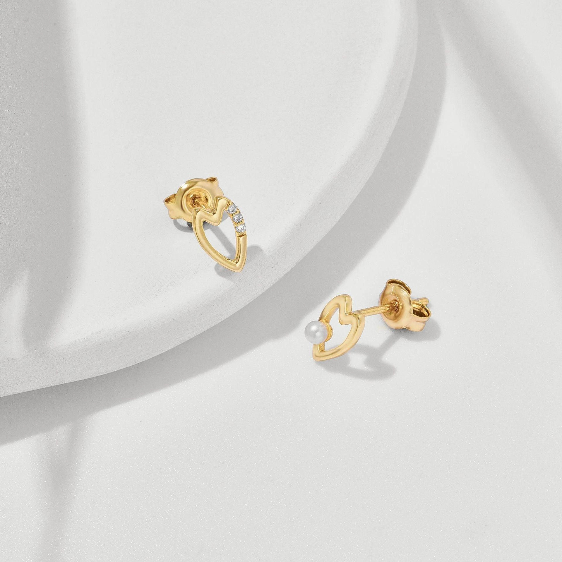 Mini Freshwater Pearl Earrings