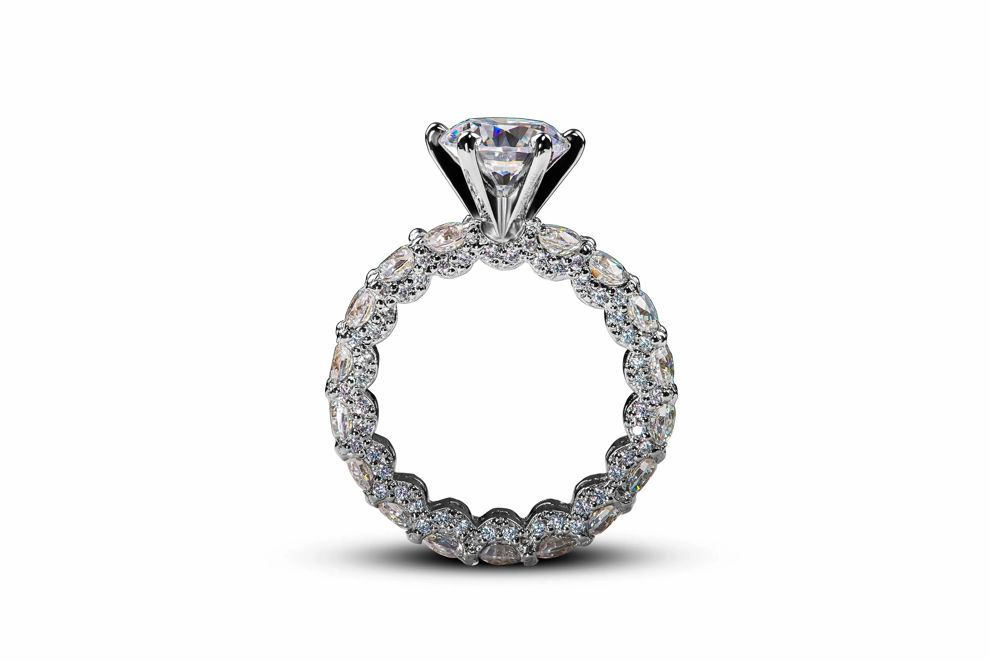 MODERN LOVE RING OF MOISSANITE