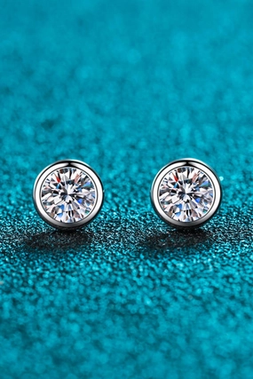 Moissanite Round-Shaped Stud Earrings 
