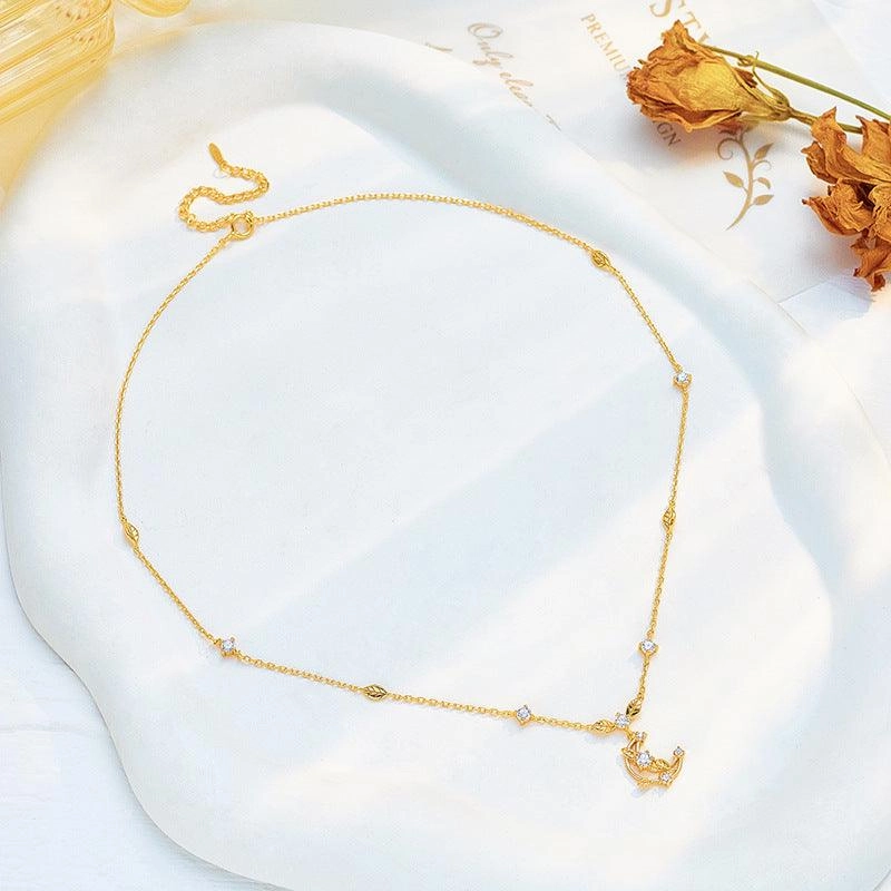 Moon Necklace Woven With Leaves