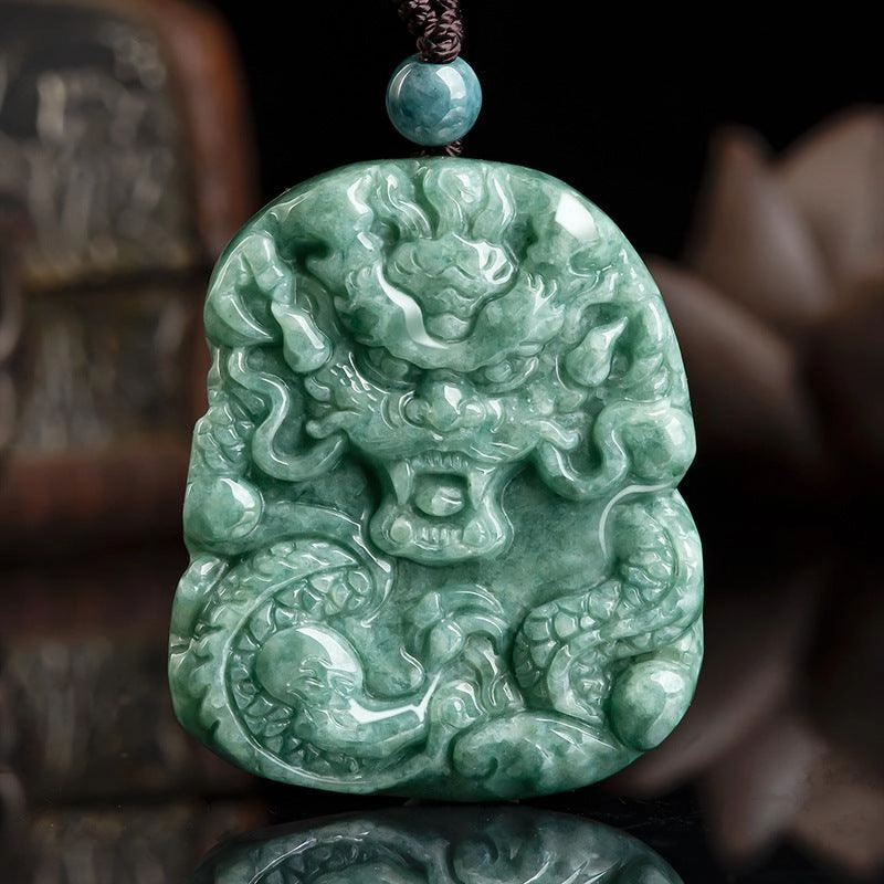 Natural Emerald Domineering Dragon Pendant Necklace