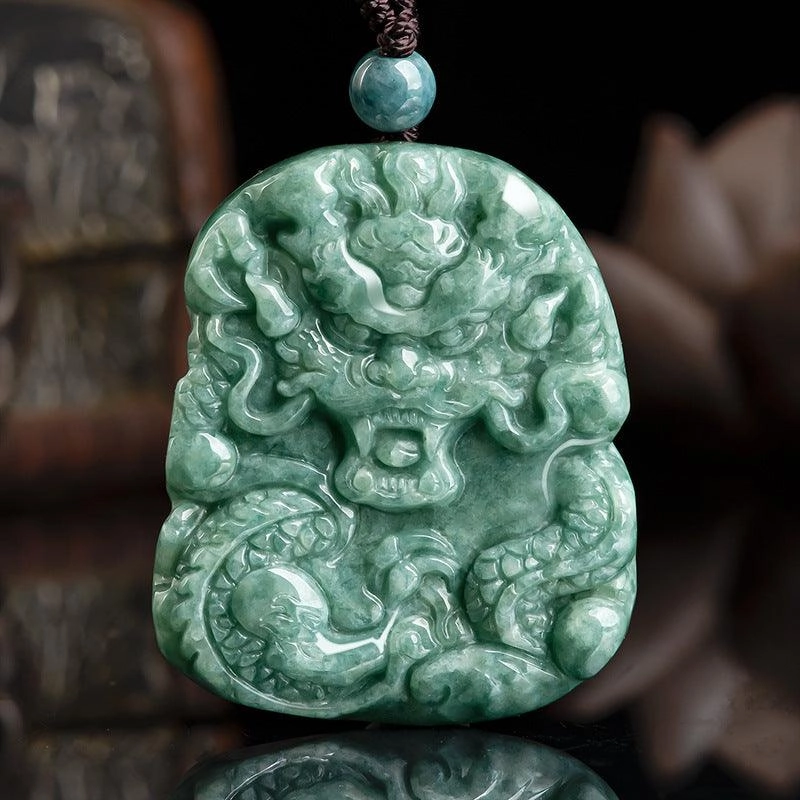 Natural Emerald Domineering Dragon Pendant Necklace