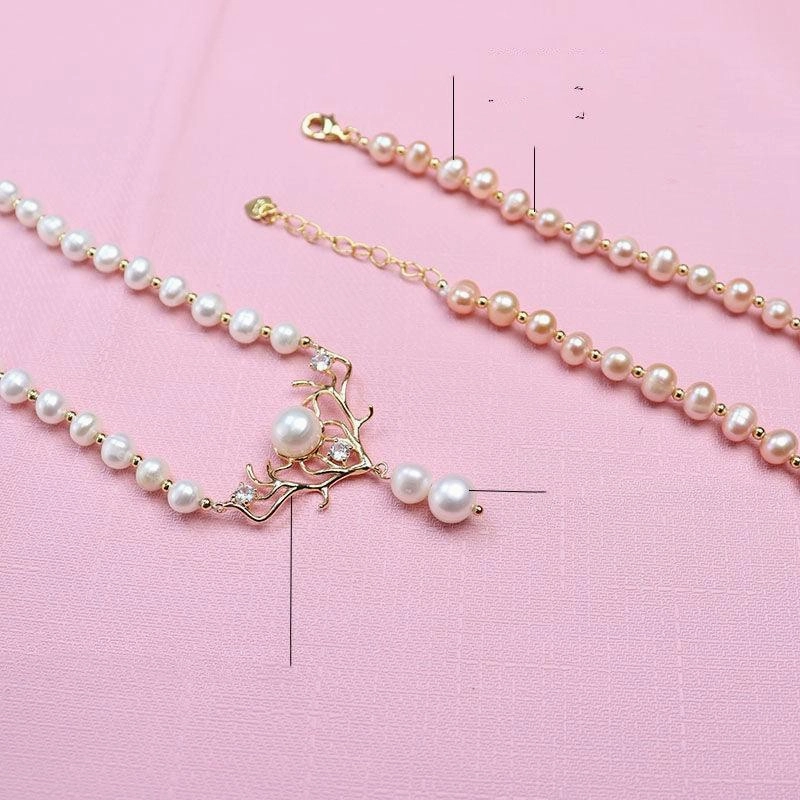 Natural Freshwater Pearl Deer Horn Necklace