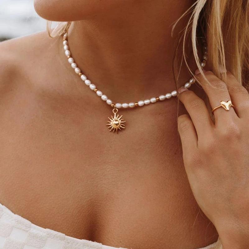 Natural Freshwater Short Pearl Necklace Women