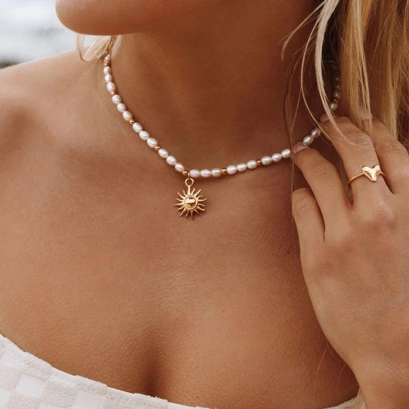 Natural Freshwater Short Pearl Necklace Women