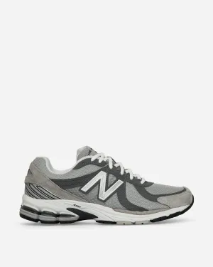 New Balance 860v2 Sneakers Grau