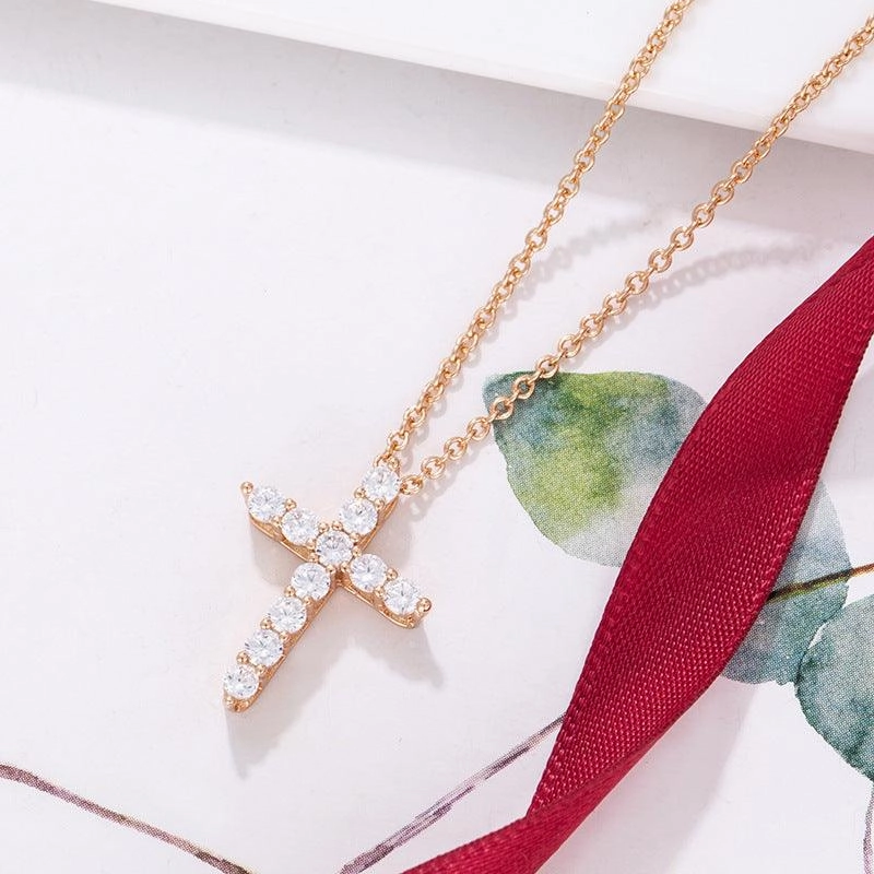 New Cross Pendant Simple Necklace