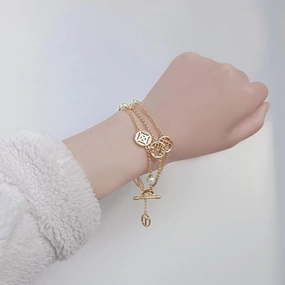 New Double Hollow High Feeling Bracelet 