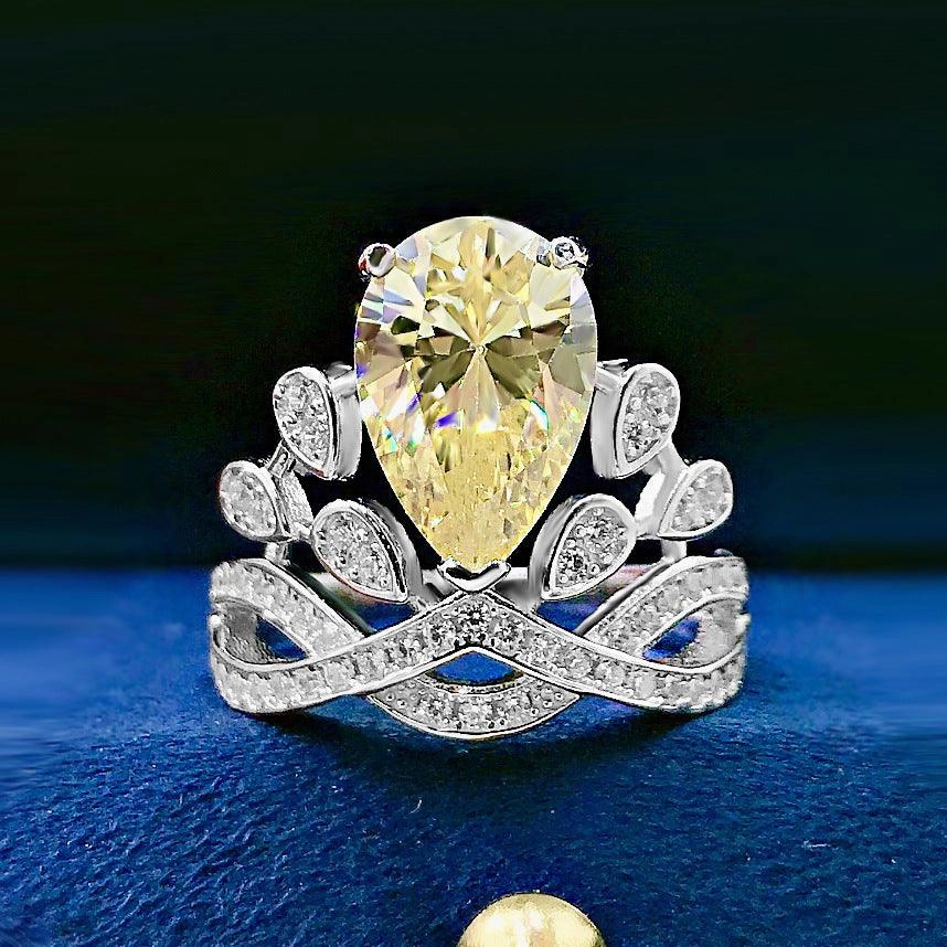 New Pear-shaped Water Drop Personalized Yellow Diamond Crown 8x12mm Ring