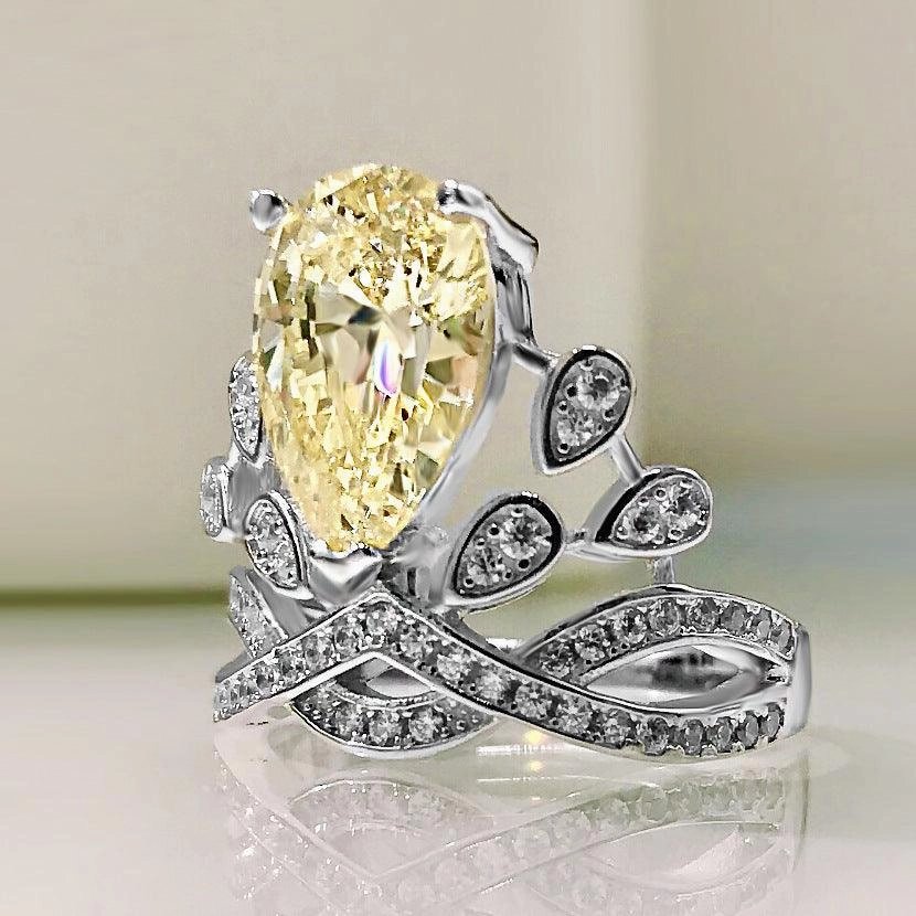 New Pear-shaped Water Drop Personalized Yellow Diamond Crown 8x12mm Ring