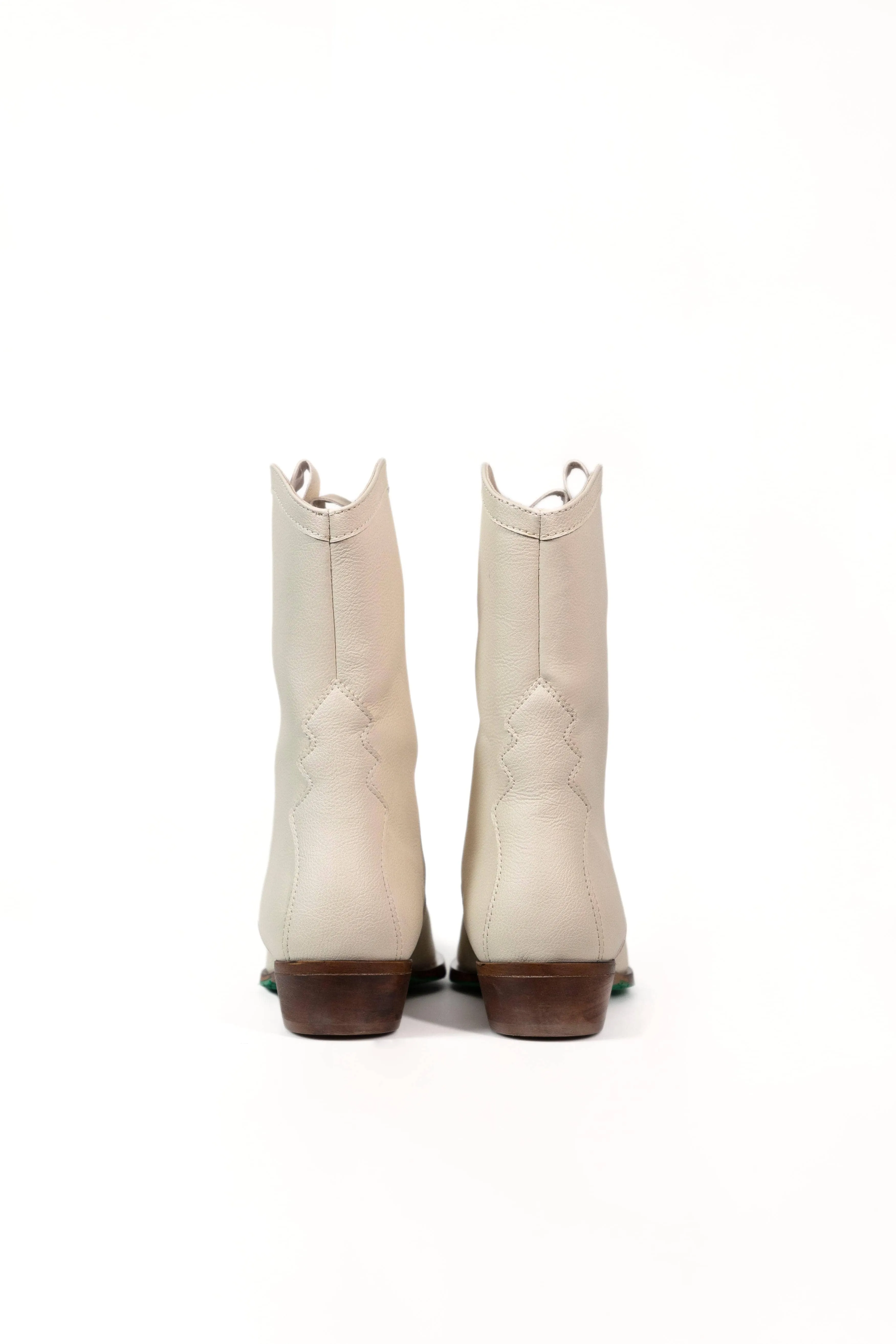 Nicole Vegan Apple Leder Cowboystiefel | Creme