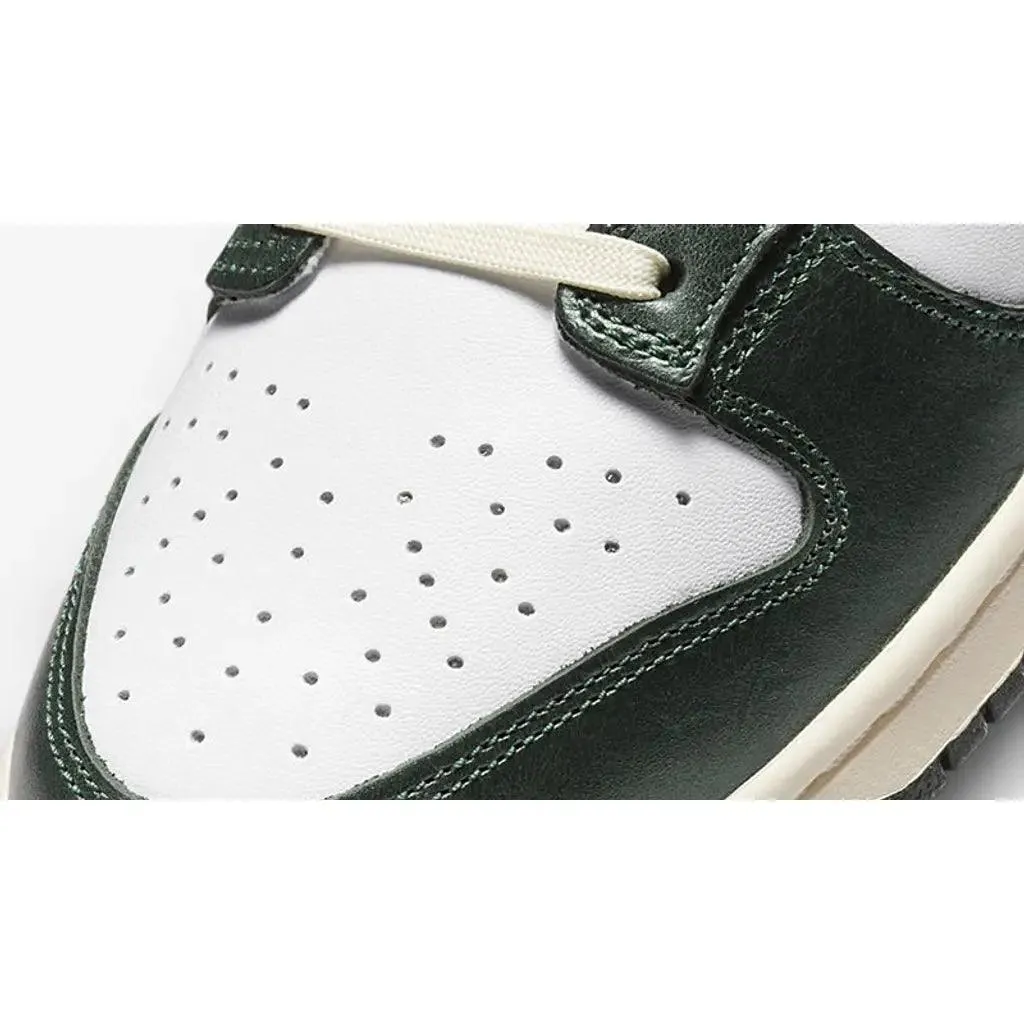 Nike Sneakers Nike Dunk Low Vintage Grün (D)
