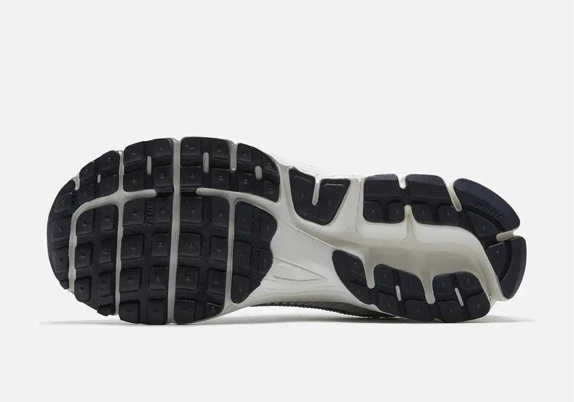 Nike Sneakers Nike Zoom Vomero 5 Photon Dust Metallic Silver (D)
