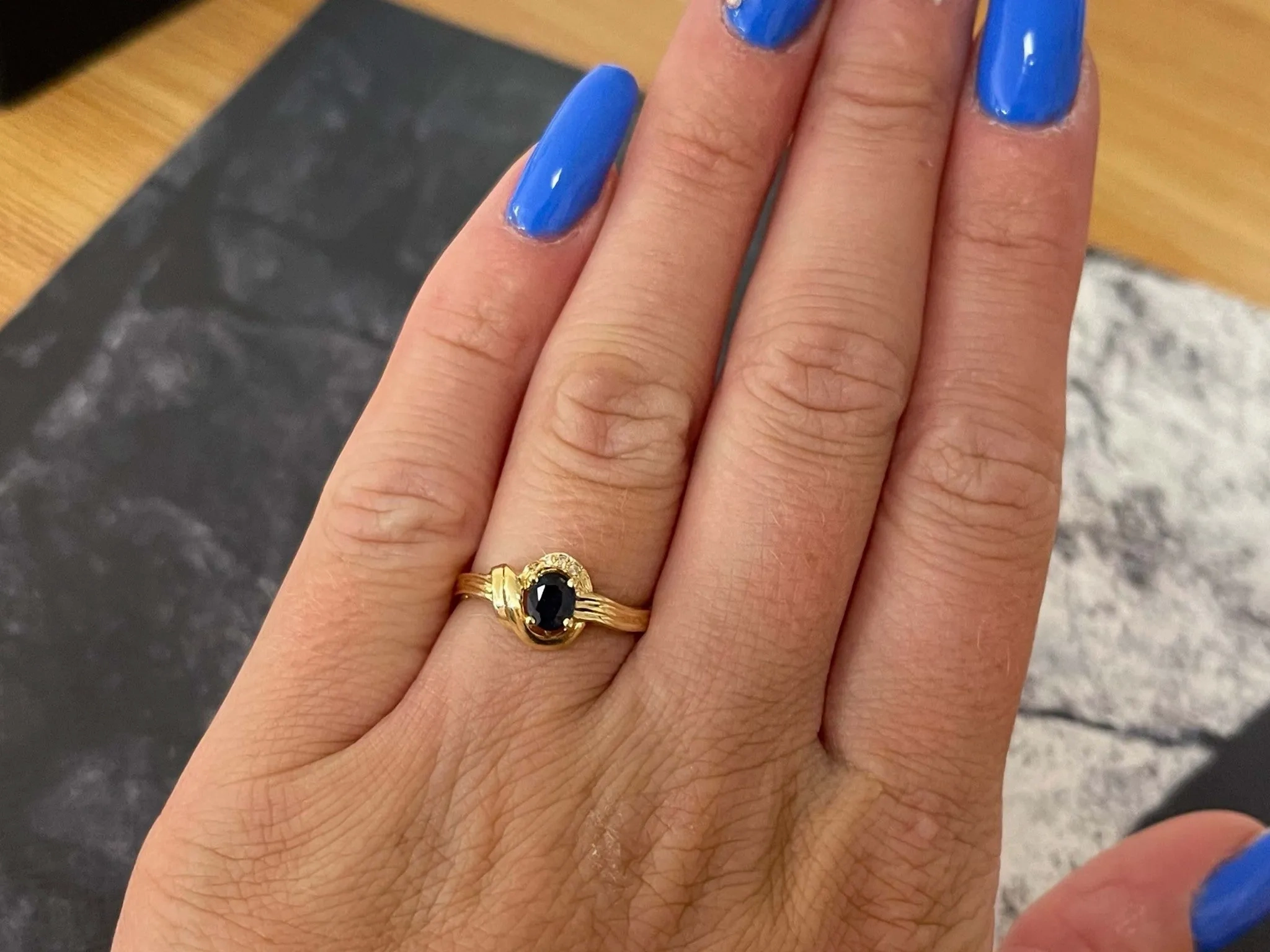 Oval Sapphire Diamond Ring in 14k Yellow Gold