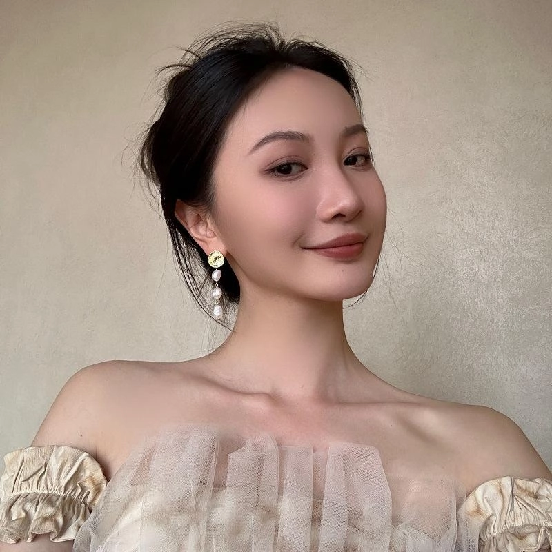 Pearl Gold Coin Spliced Metal Long Earrings 