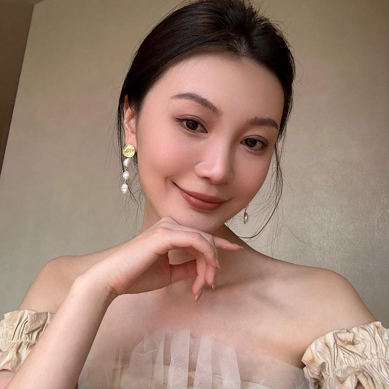 Pearl Gold Coin Spliced Metal Long Earrings