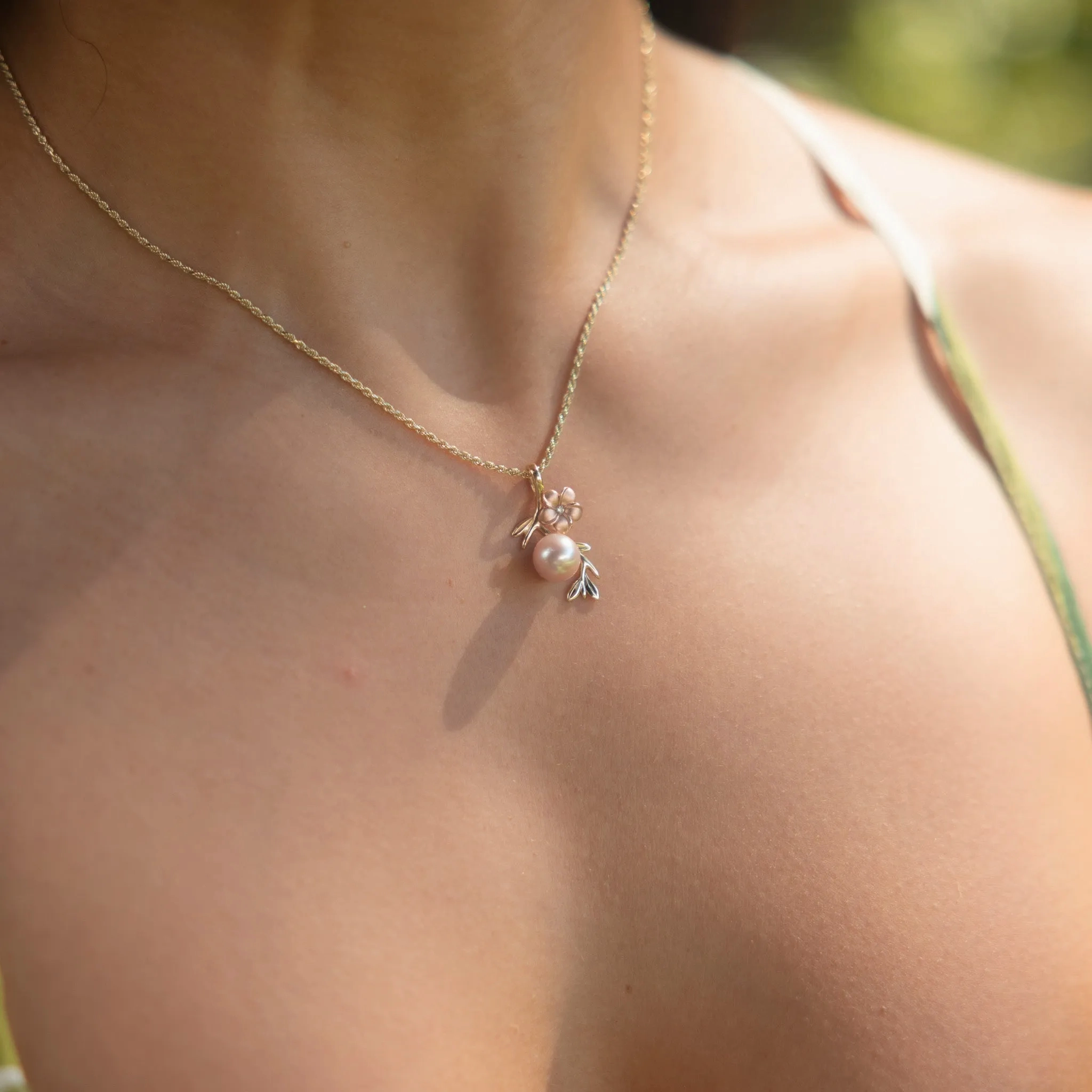 Pearls in Bloom Plumeria Lavender Freshwater Pearl Pendant in Two Tone Gold with Diamonds - 25mm
