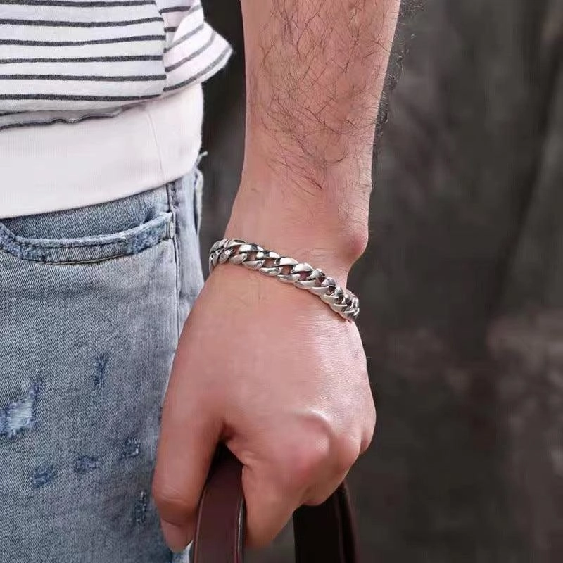 Personality Simple Smooth Fine Style Men's And Women's Retro Trend Hand Accessories 