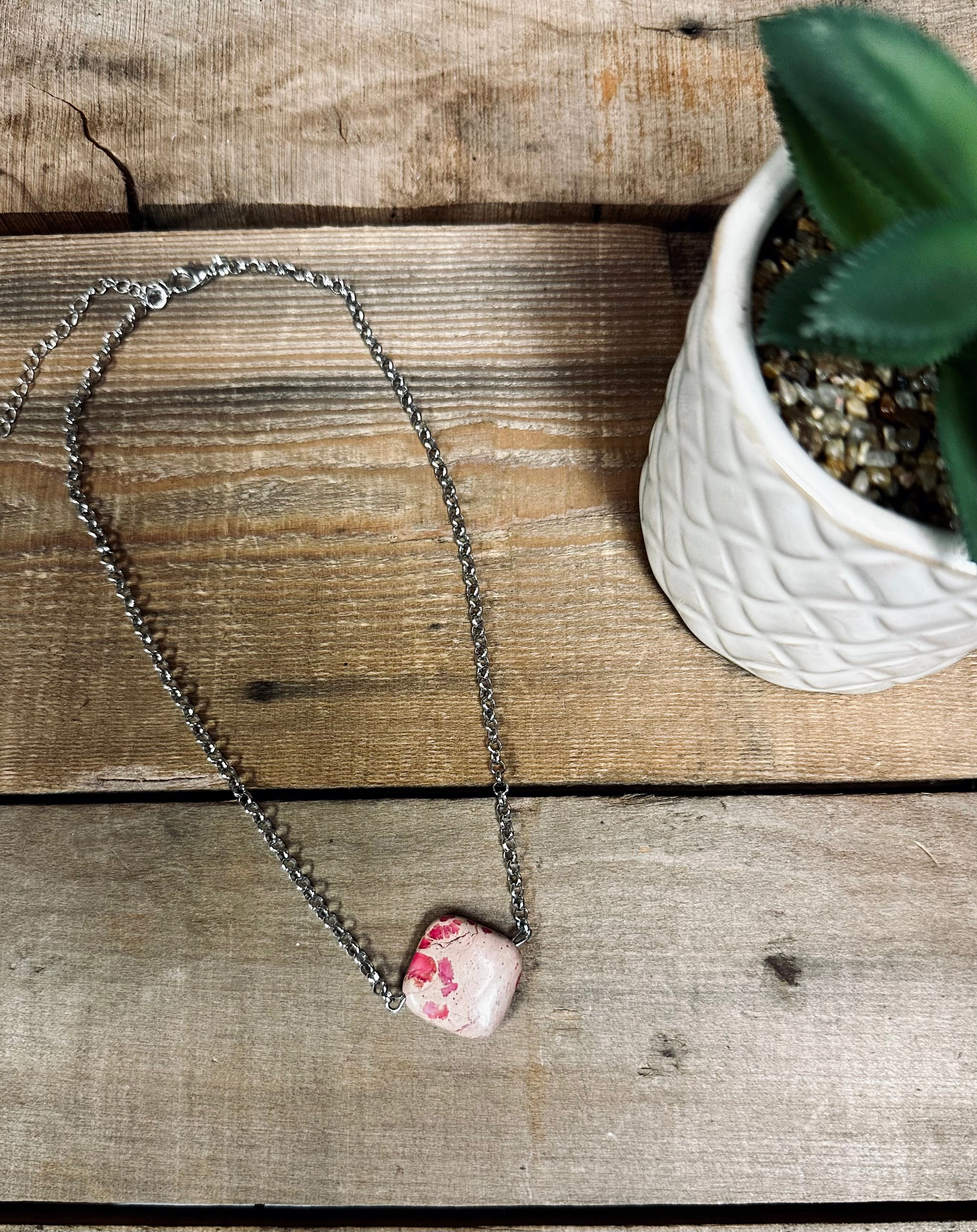 Pink Choker texture-rose-gold  
